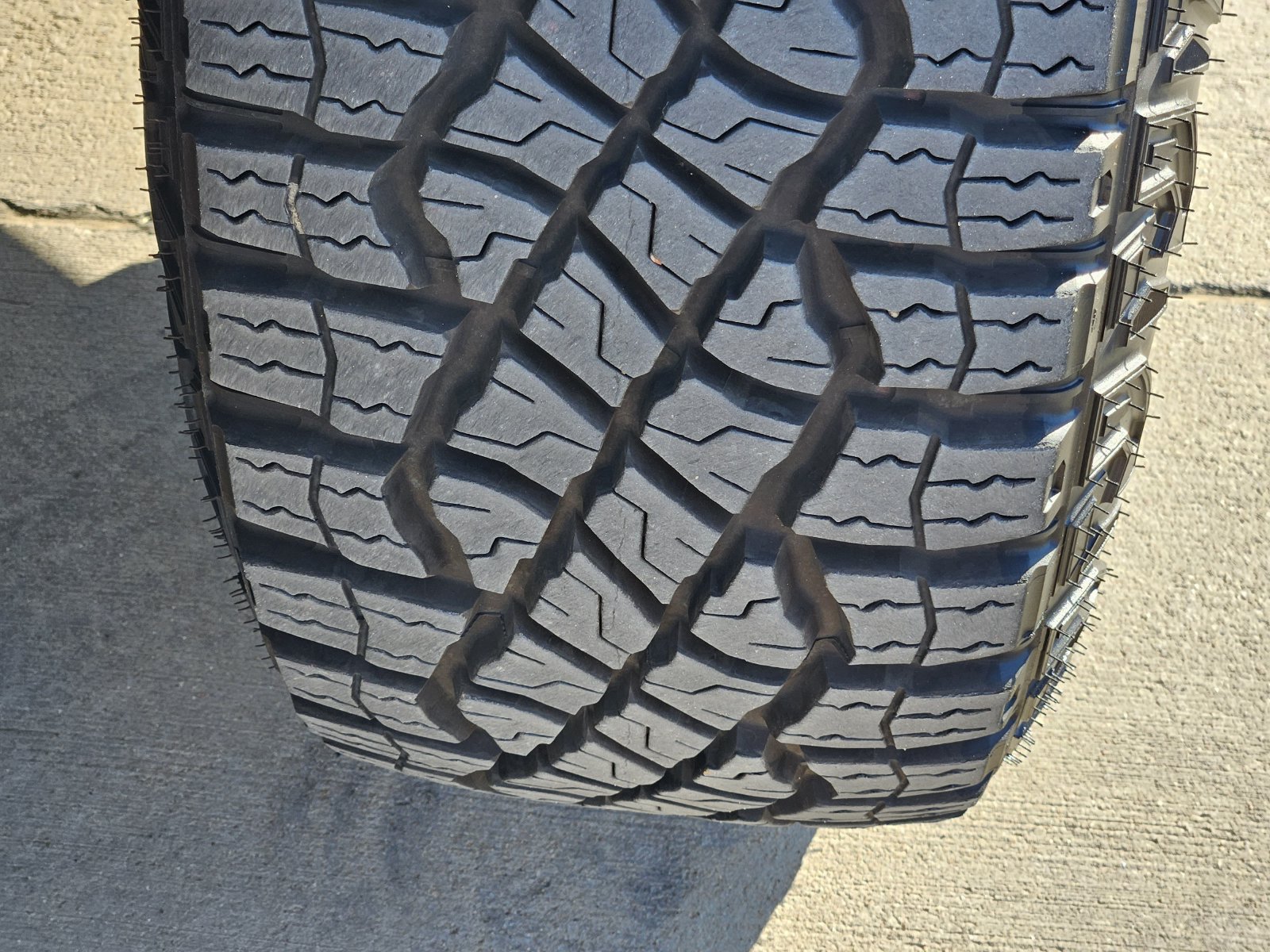 Certified 2026 Chevrolet Silverado 2500 ZR2 AWD/4WD image 13
