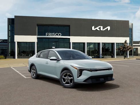 New 2026 Kia K4 LXS image 8