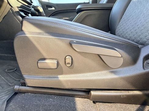 Used 2020 Chevrolet Colorado Z71 image 21