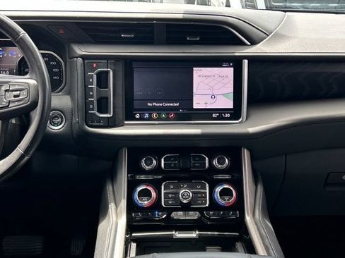 Used 2021 GMC Yukon Denali w/ Denali Premium Package AWD/4WD image 30