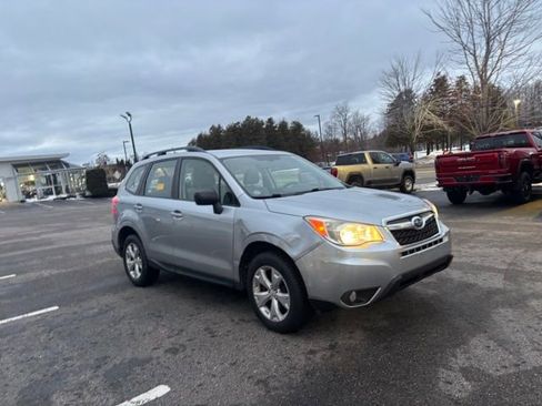 Used 2015 Subaru Forester 2.5i w/ Alloy Wheel Package image 3