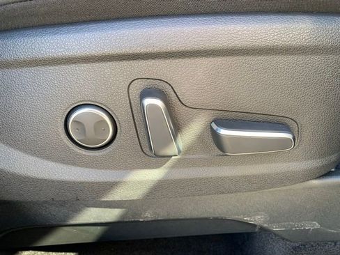 Used 2023 Hyundai Palisade Calligraphy image 19