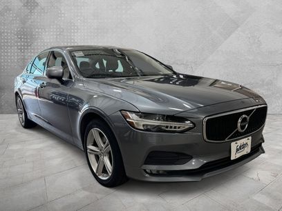 Used 2018 Volvo S90 T5 Momentum w/ Momentum Plus Package