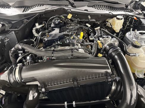 Used 2024 Ford Mustang Premium image 25