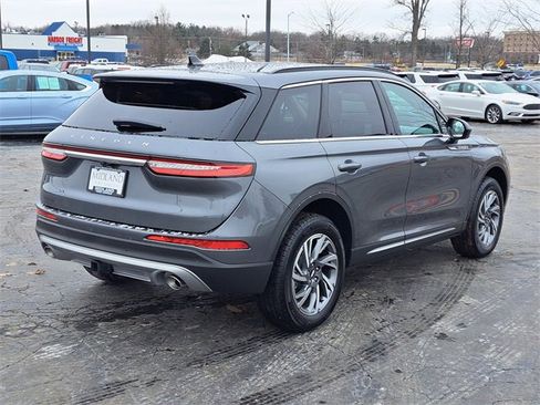 Used 2026 Lincoln Corsair Premiere w/ Towing Package image 3