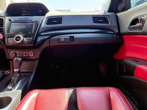 Used 2022 Acura ILX image 9