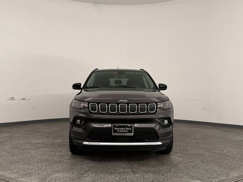 Used 2022 Jeep Compass Limited AWD/4WD image 5