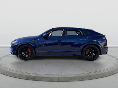 Used 2022 Lamborghini Urus AWD/4WD image 3