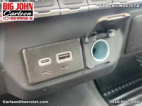 Used 2021 Chevrolet Silverado 1500 Custom Trail Boss AWD/4WD image 23