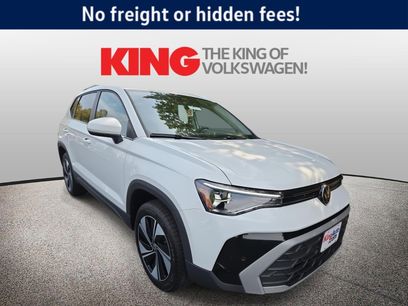 New 2025 Volkswagen Taos SE