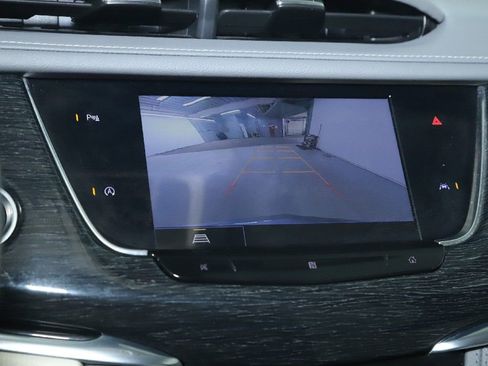 Used 2021 Cadillac XT6 Premium Luxury image 31