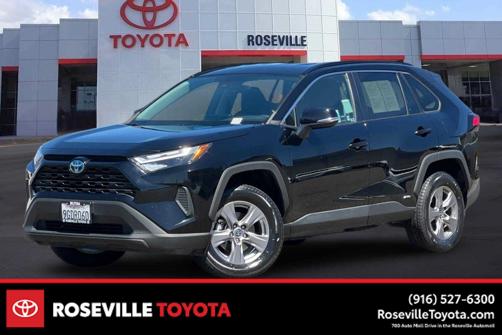 Certified 2023 Toyota RAV4 LE AWD/4WD image 1