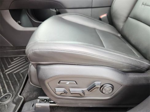 Used 2024 Hyundai Santa Fe Calligraphy image 17