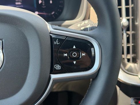 Certified 2026 Volvo XC90 B6 Plus AWD/4WD image 20