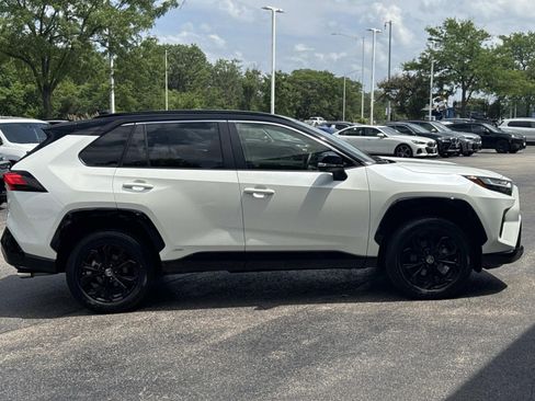 Used 2022 Toyota RAV4 XSE w/ XSE Grade Weather Package AWD/4WD image 4