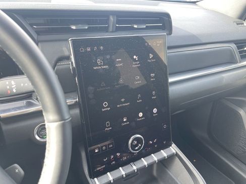 Used 2025 GMC Terrain Elevation image 26