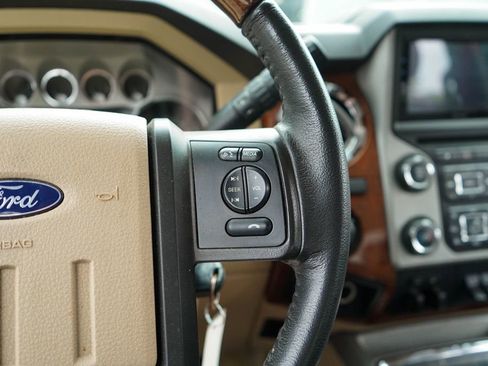 Used 2016 Ford F250 King Ranch w/ FX4 Off-Road Package AWD/4WD image 27