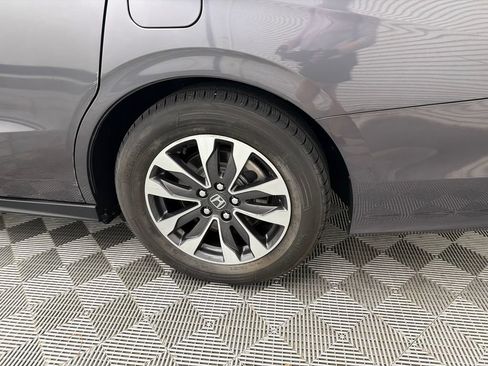 Used 2024 Honda Odyssey EX-L image 21