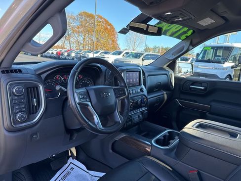 Used 2020 Chevrolet Silverado 1500 RST image 22