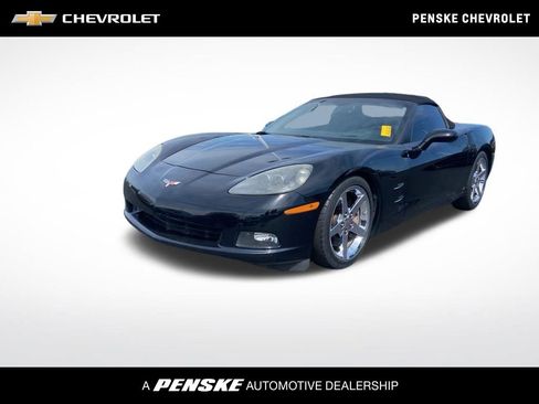 Used 2007 Chevrolet Corvette Convertible w/ Preferred Equipment Group RWD image 1