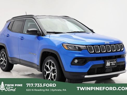 Used 2025 Jeep Compass Limited AWD/4WD image 1