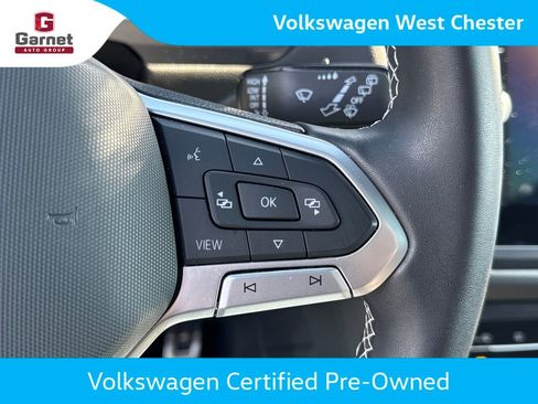 Certified 2023 Volkswagen Tiguan SE R-Line FWD image 33