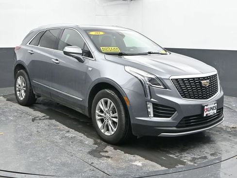 Used 2020 Cadillac XT5 Premium Luxury image 2