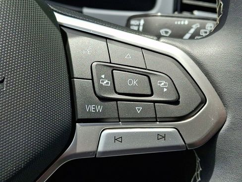 Certified 2023 Volkswagen Atlas SE w/ Panoramic Sunroof Package AWD/4WD image 25