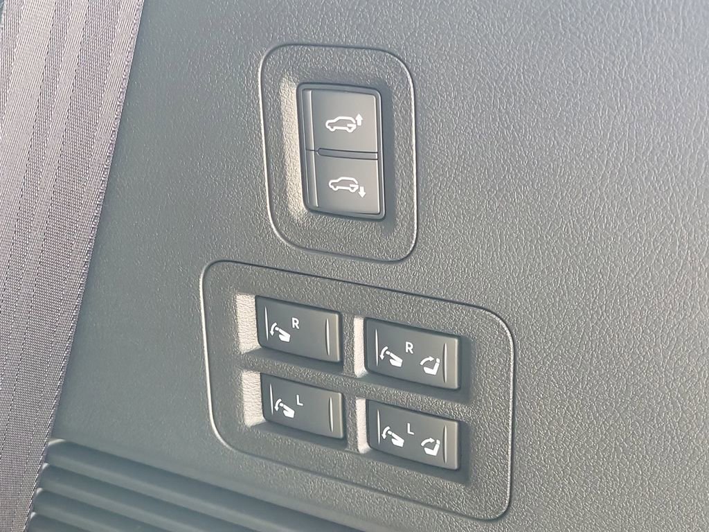 New 2026 Nissan Armada PRO-4X AWD/4WD image 13