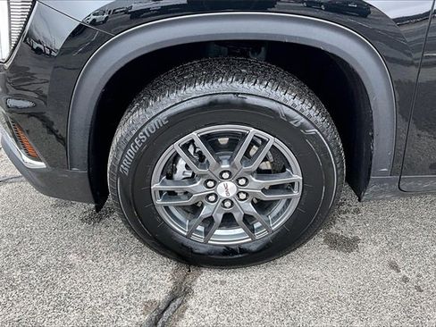 Used 2025 GMC Acadia Elevation image 35