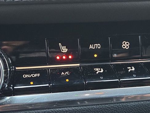 Used 2026 Chevrolet Equinox LT w/ Convenience Package II image 30