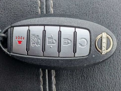 Used 2024 Nissan Altima 2.5 SV FWD image 31