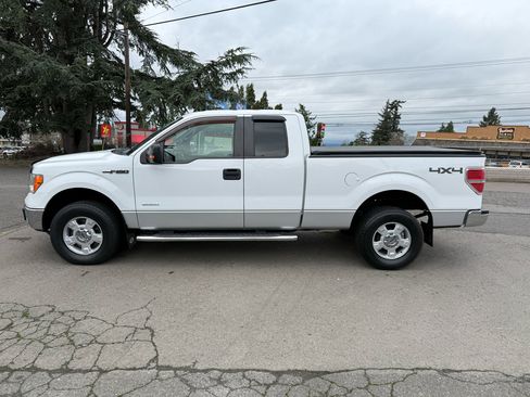 Used 2014 Ford F150 XLT w/ Equipment Group 301A Mid image 2