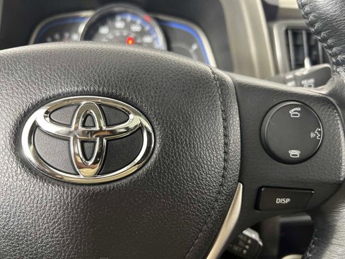 Used 2015 Toyota RAV4 Limited AWD/4WD image 10