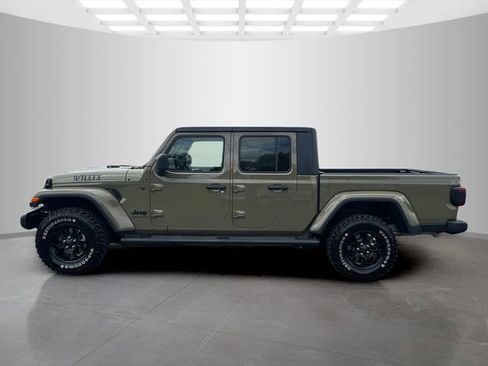 Certified 2026 Jeep Gladiator Overland AWD/4WD image 4