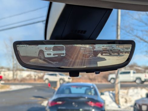 Used 2022 GMC Acadia Denali w/ Denali Ultimate Package image 30