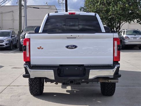 Used 2024 Ford F250 Lariat image 6