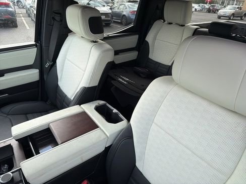 Used 2024 Toyota Tundra Capstone image 18
