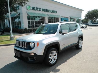 Used 2017 Jeep Renegade Latitude w/ Cold Weather Group