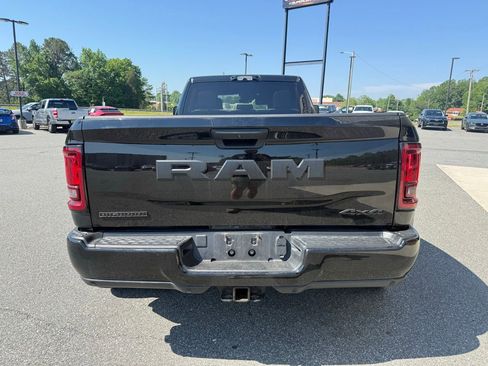 Used 2025 RAM 3500 Big Horn AWD/4WD image 6