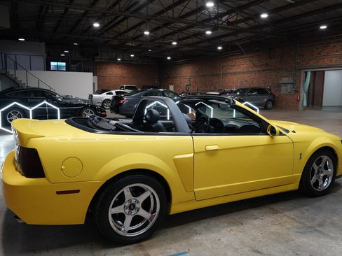 Used 2003 Ford Mustang Cobra image 21