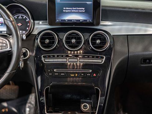 Used 2015 Mercedes-Benz C 300 4MATIC Sedan image 37