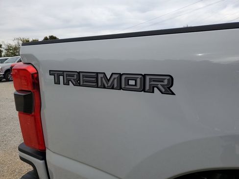 New 2026 Ford F250 Lariat w/ Tremor Off-Road Package AWD/4WD image 6