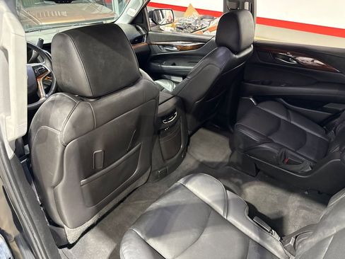 Used 2015 Cadillac Escalade Premium RWD image 95