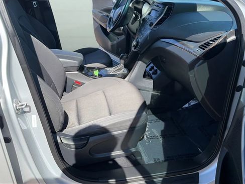Used 2013 Hyundai Santa Fe Sport 2.0T FWD image 20