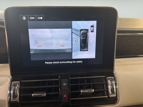 Used 2019 Lincoln Navigator L Select RWD image 15