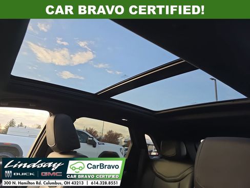 Used 2025 Cadillac XT5 Premium Luxury image 19