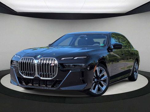 Certified 2024 BMW i7 xDrive60 AWD/4WD image 1