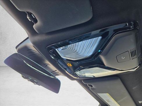 Used 2025 BMW M4 Competition RWD image 22
