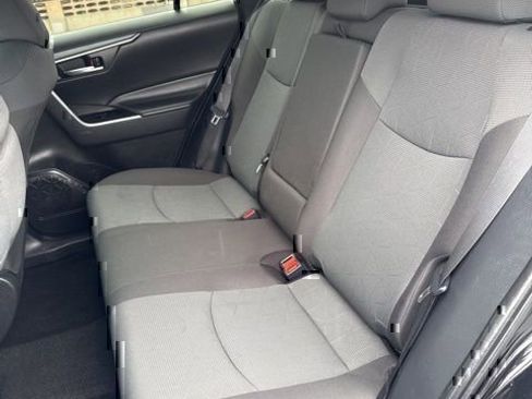 Certified 2024 Toyota RAV4 XLE AWD/4WD image 14